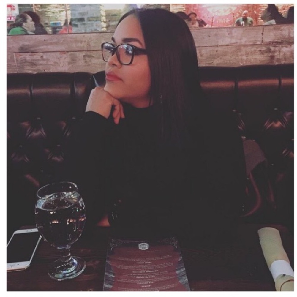 Meet your Posher, Eliana